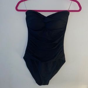 Black one piece strapless swim suit